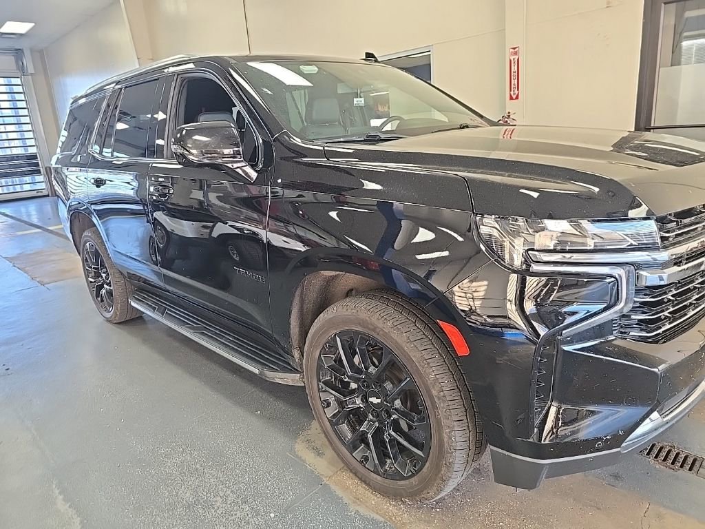 Used 2022 Chevrolet Tahoe LT w/ Luxury Package AWD/4WD image 1