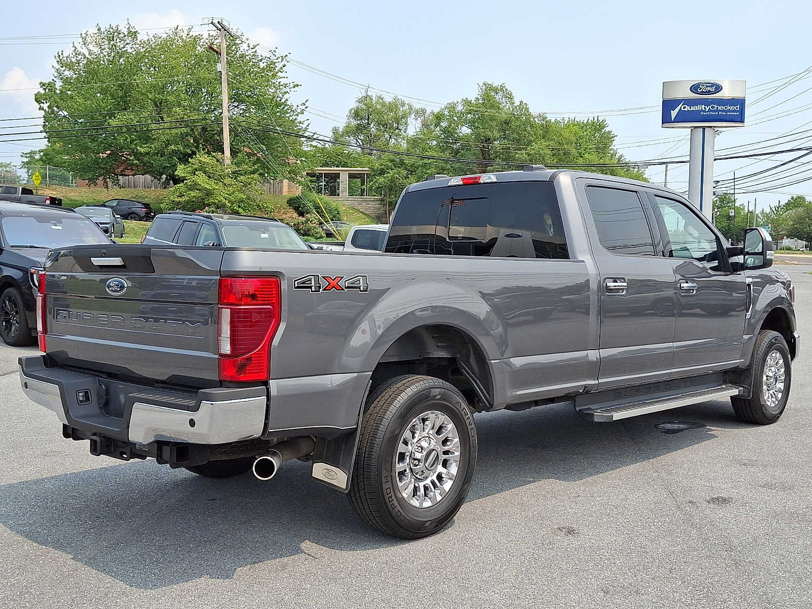 Certified 2022 Ford F250 XLT w/ XLT Premium Package AWD/4WD image 6