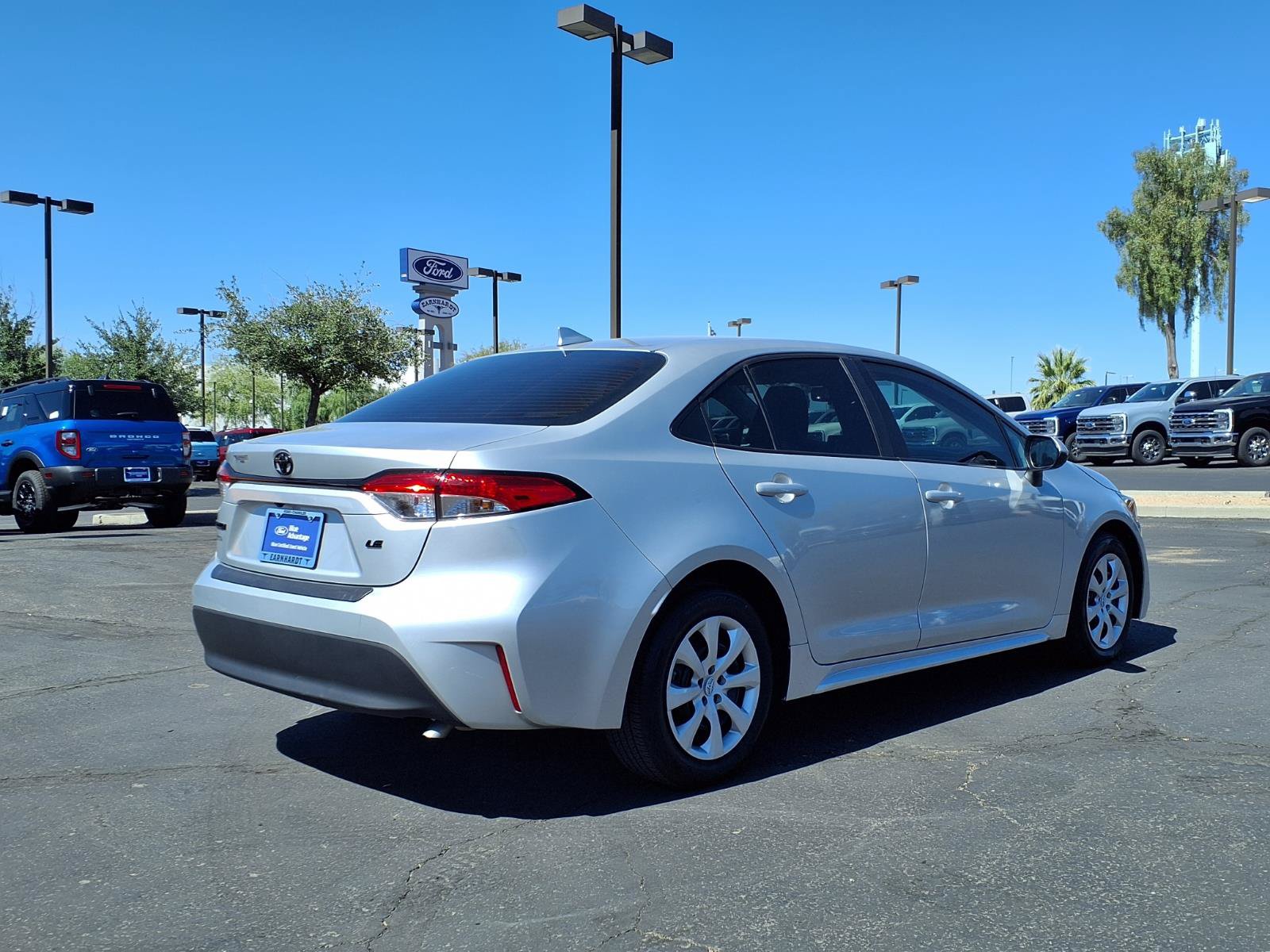 Used 2024 Toyota Corolla LE FWD image 6