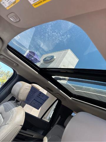Certified 2019 Ford Expedition Max Limited w/ Special Edition Package AWD/4WD image 21