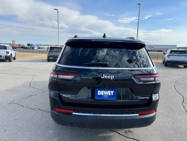 Used 2024 Jeep Grand Cherokee L Limited w/ Luxury Tech Group II image 4