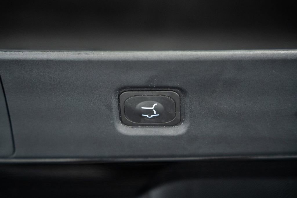 Certified 2025 Ford Expedition Tremor image 13