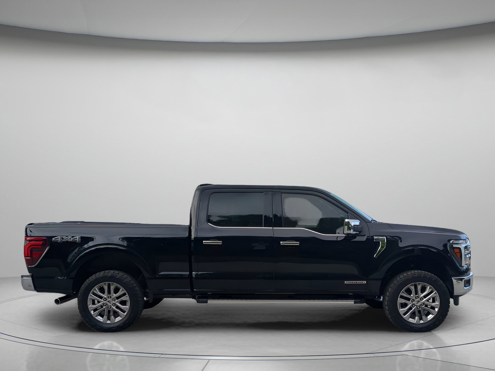 Certified 2025 Ford F150 Lariat w/ Equipment Group 502A High AWD/4WD image 31