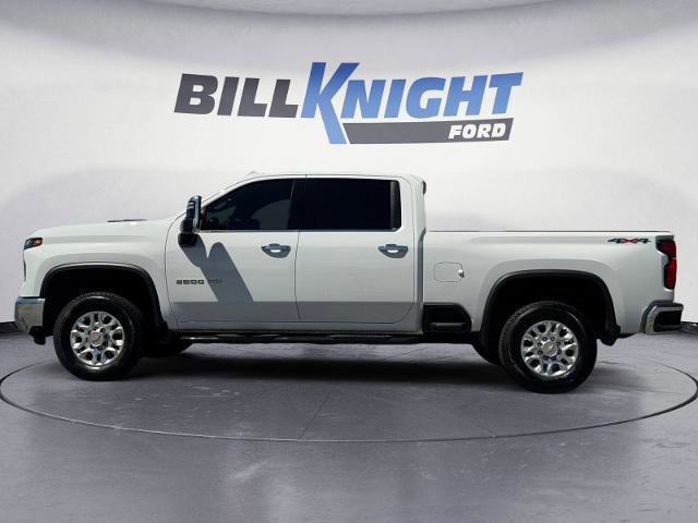 Used 2024 Chevrolet Silverado 2500 LTZ w/ LTZ Convenience Package image 2