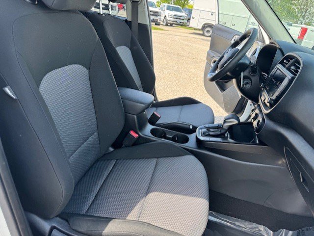 Used 2022 Kia Soul LX w/ Technology Package FWD image 32