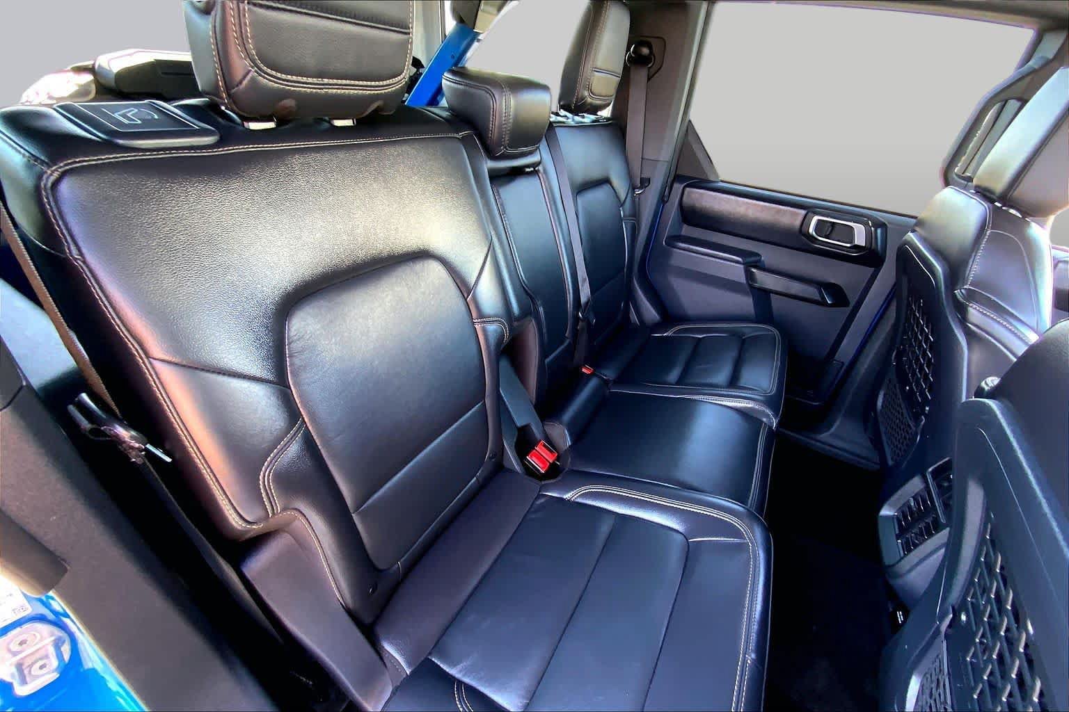 Certified 2025 Ford Bronco Badlands AWD/4WD image 18