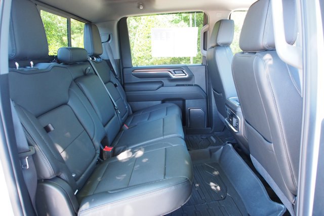 Used 2024 GMC Sierra 2500 Denali w/ Technology Package AWD/4WD image 16