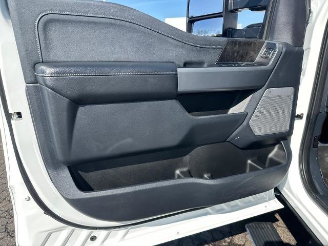 Certified 2024 Ford F250 Lariat w/ Lariat Ultimate Package image 30