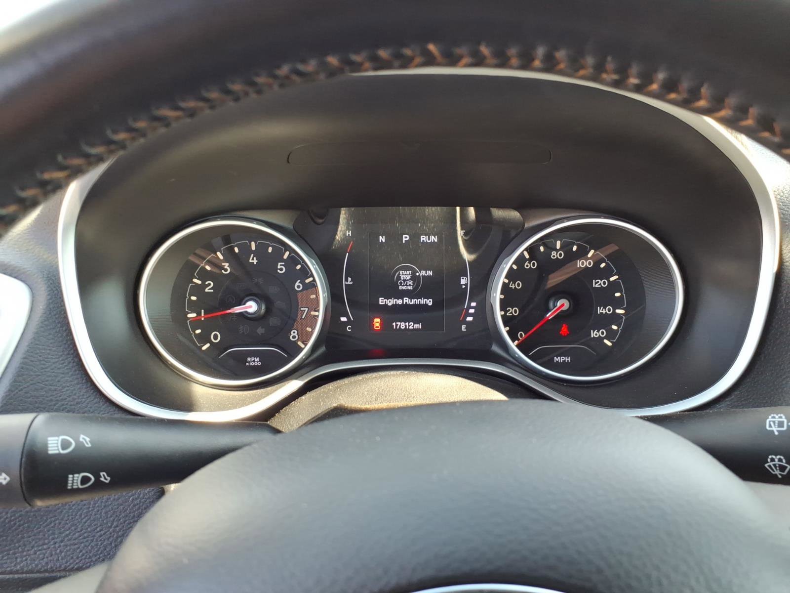 Used 2019 Jeep Compass Latitude FWD image 16