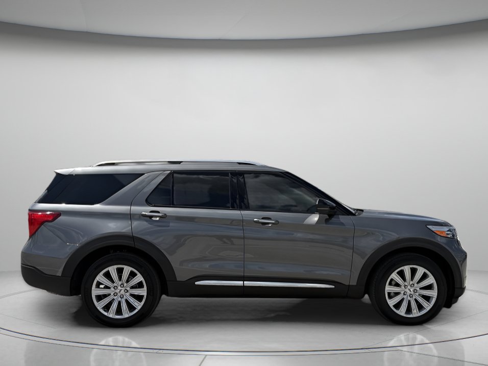 Certified 2023 Ford Explorer Limited w/ Limited Technology Package RWD image 2