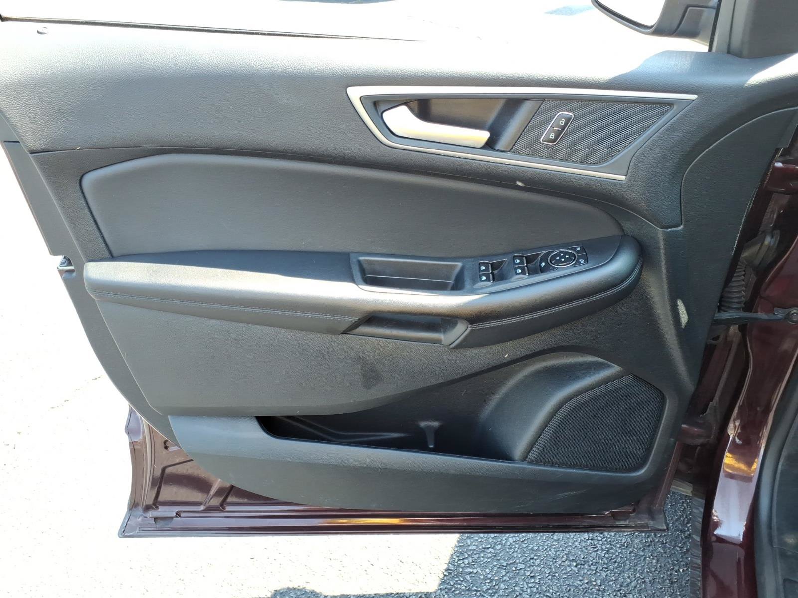Certified 2024 Ford Edge SEL AWD/4WD image 17