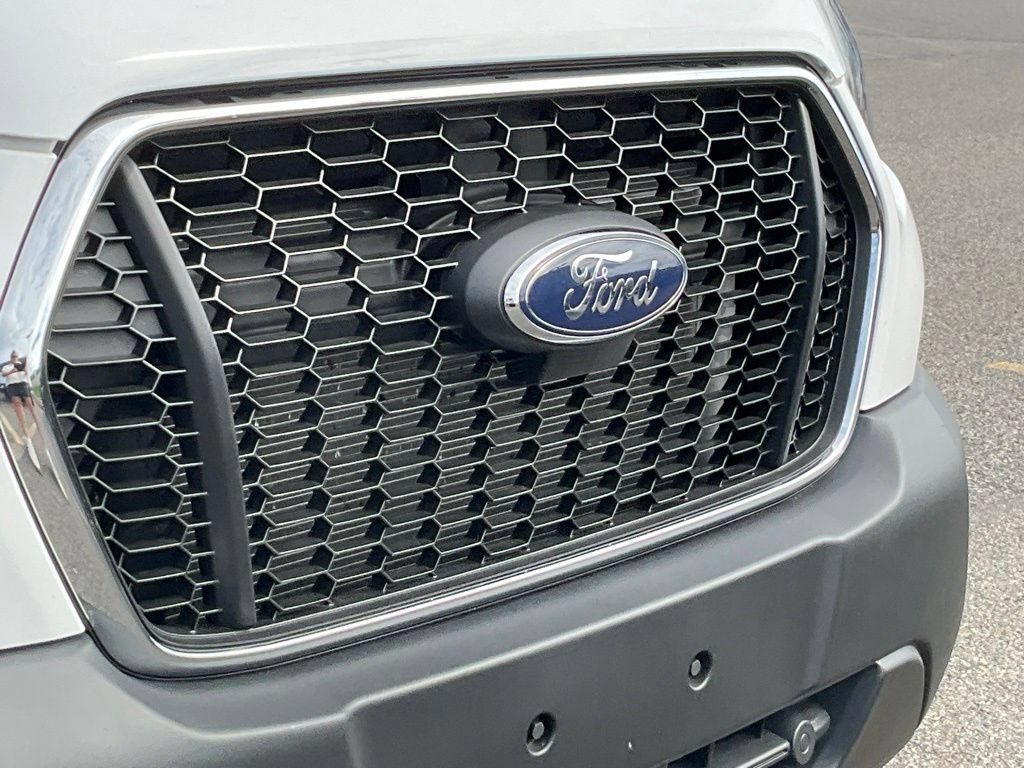 Certified 2025 Ford Transit 250 Low Roof w/ Exterior Upgrade Package RWD image 15