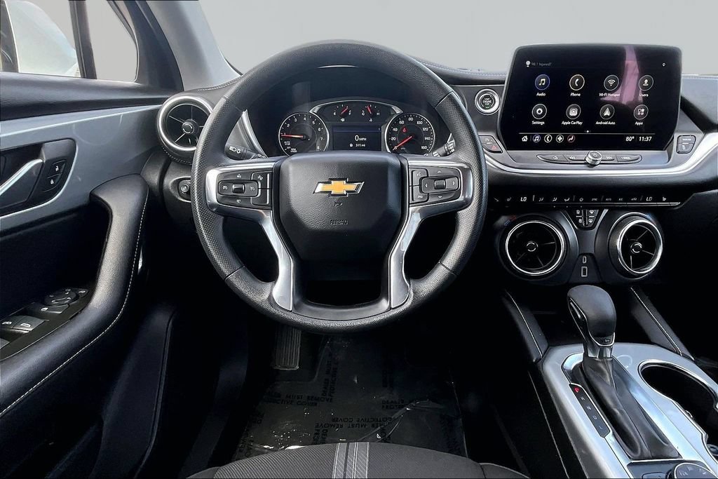 Used 2025 Chevrolet Blazer LT AWD/4WD image 5