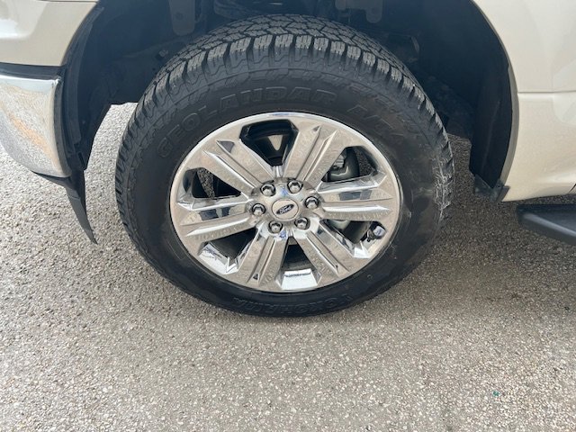 Certified 2018 Ford F150 XLT w/ Equipment Group 302A Luxury RWD image 4