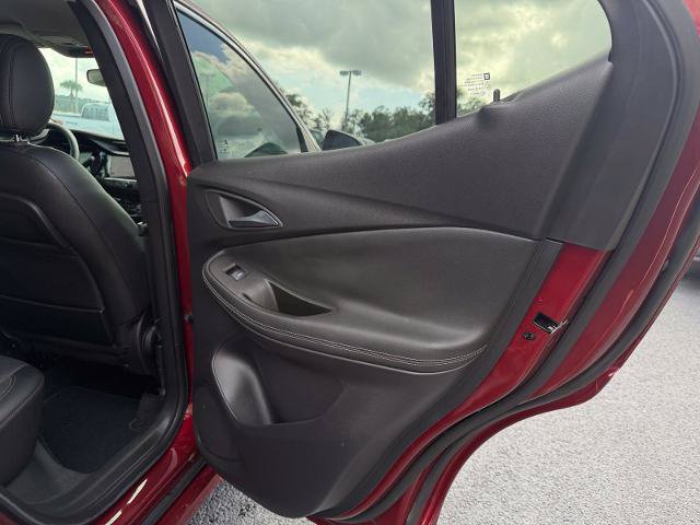 Used 2022 Buick Encore GX Select w/ Sport Touring Package FWD image 5