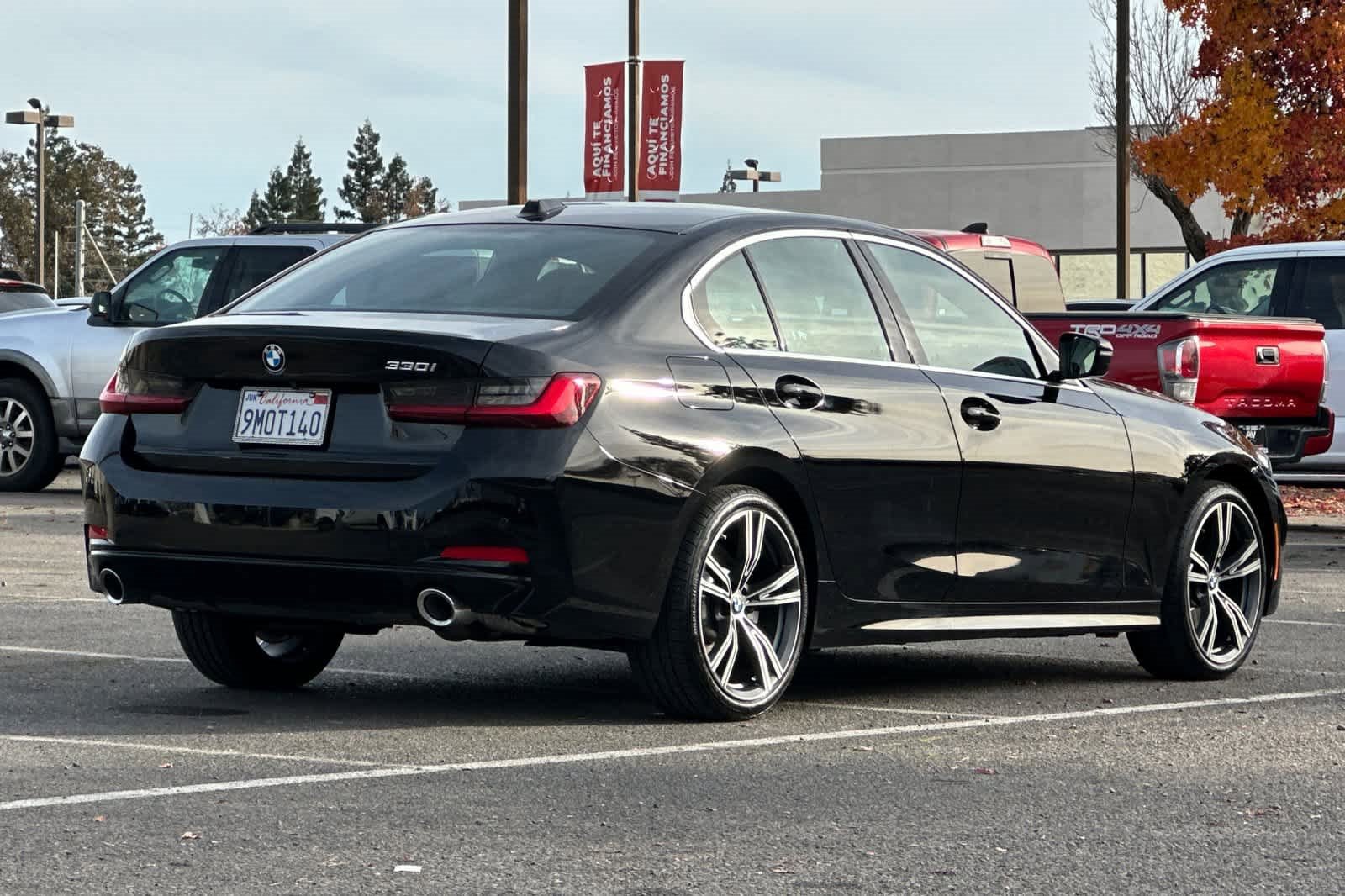 Used 2024 BMW 330i Sedan w/ Convenience Package image 2