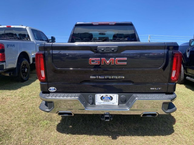 Used 2023 GMC Sierra 1500 SLT w/ SLT Premium Package AWD/4WD image 6