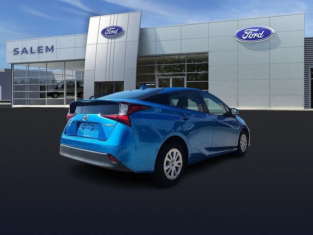 Used 2020 Toyota Prius LE FWD image 3