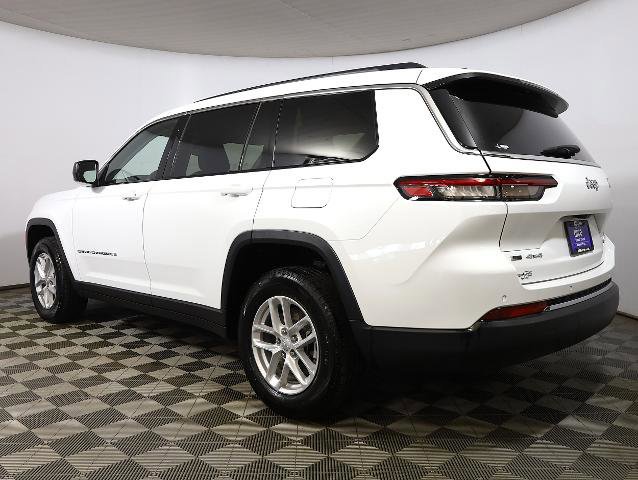Used 2023 Jeep Grand Cherokee L Laredo image 2