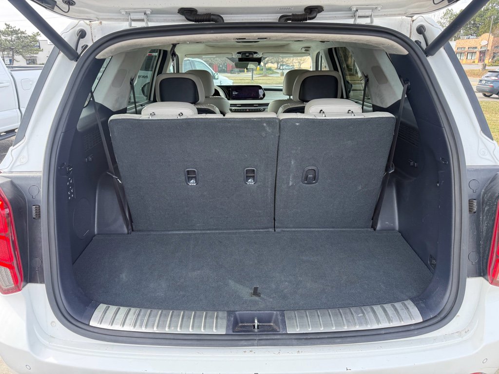 Used 2024 Hyundai Palisade Calligraphy image 14