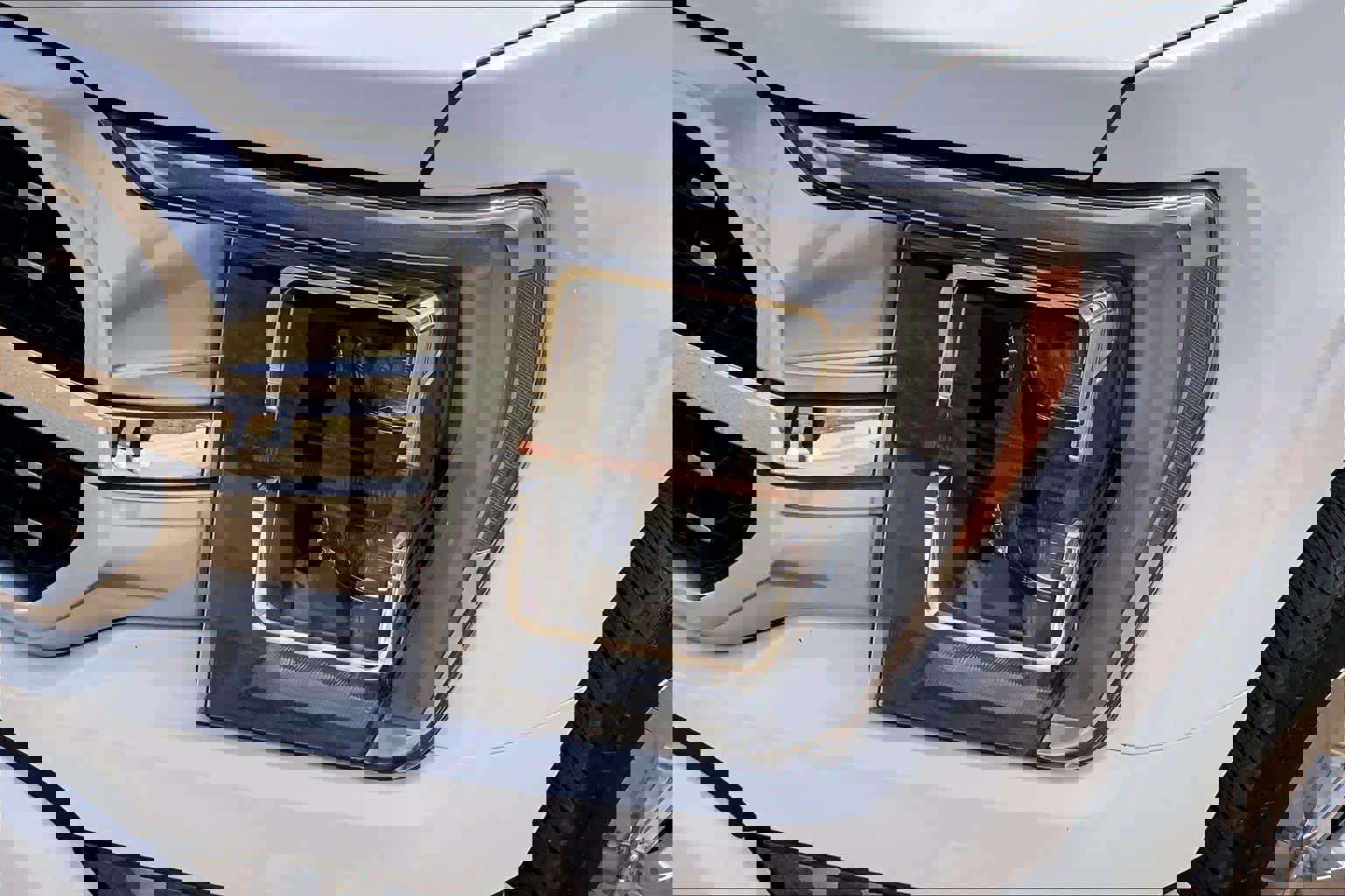 Certified 2023 Ford F150 Platinum w/ Equipment Group 701A High image 27