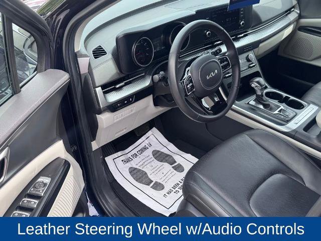 Used 2024 Kia Carnival LX FWD image 10