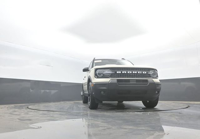 Certified 2025 Ford Bronco Sport Outer Banks AWD/4WD image 33
