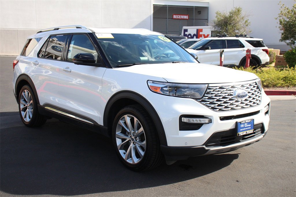 Certified 2022 Ford Explorer Platinum w/ Equipment Group 601A image 10