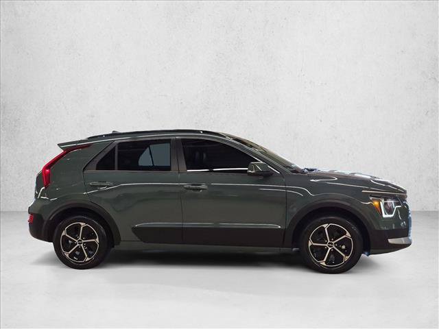 Used 2023 Kia Niro EX FWD image 4