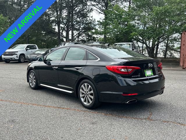 Used 2017 Hyundai Sonata Limited w/ Tech Package 03 FWD image 3