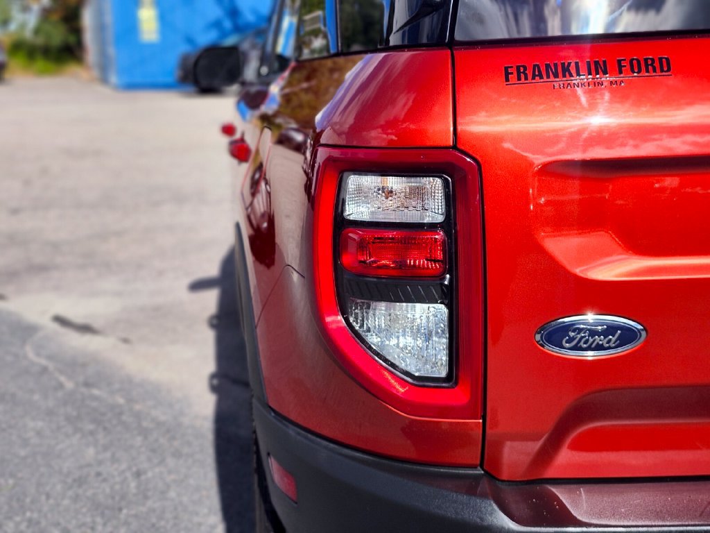 Certified 2023 Ford Bronco Sport Outer Banks w/ Tech Package AWD/4WD image 9