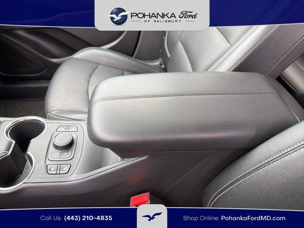 Used 2024 GMC Terrain SLT FWD image 14
