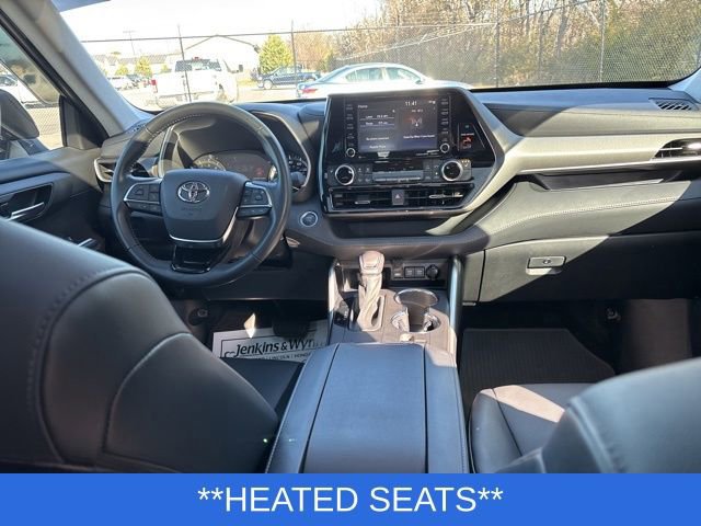 Used 2021 Toyota Highlander XLE image 11