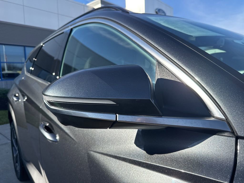 Used 2023 Hyundai Tucson Limited image 13