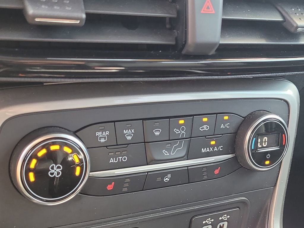 Certified 2021 Ford EcoSport Titanium image 23