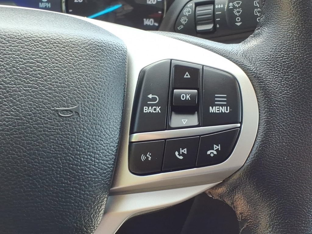Certified 2023 Ford Explorer XLT w/ Equipment Group 202A AWD/4WD image 30