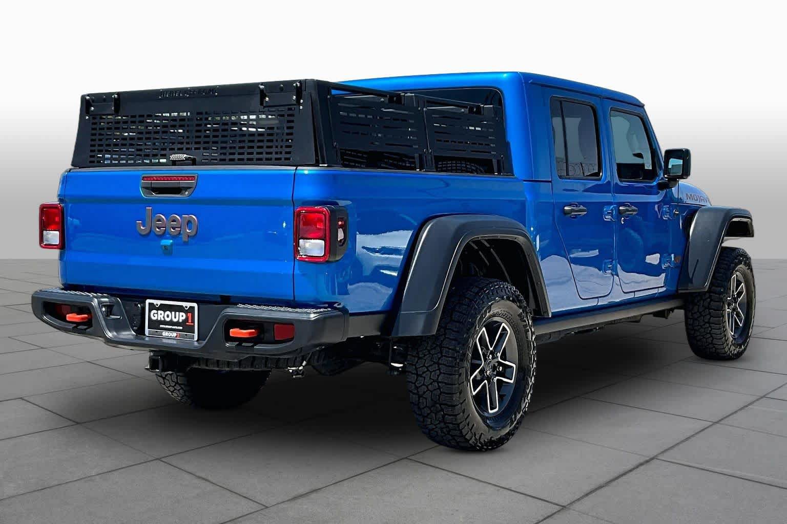 Used 2023 Jeep Gladiator Mojave w/ Cold Weather Group AWD/4WD image 12