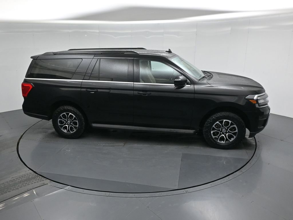 Certified 2024 Ford Expedition Max XLT image 12