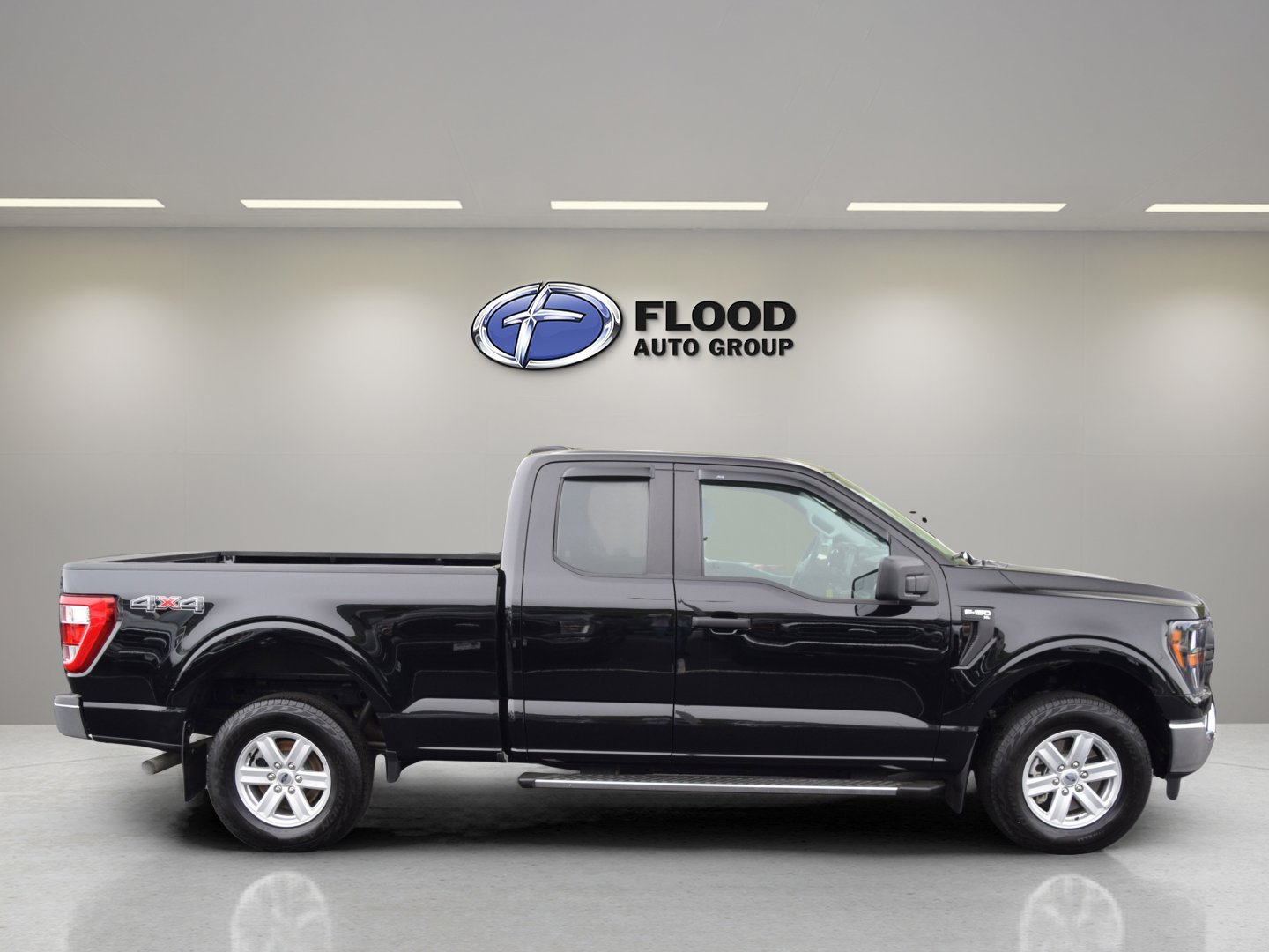 Certified 2023 Ford F150 XL w/ XL Chrome Appearance Package image 3