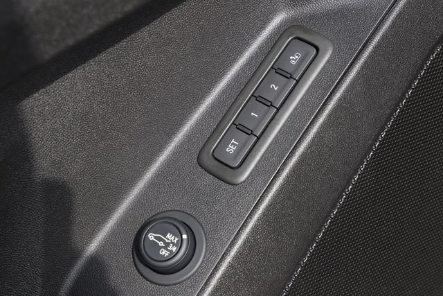 Used 2024 Chevrolet Equinox Premier AWD/4WD image 19