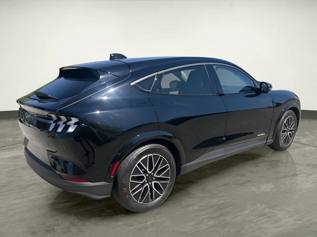 Certified 2025 Ford Mustang Mach-E Premium image 4