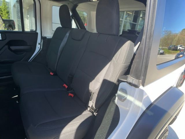 Used 2018 Jeep Wrangler Unlimited Sport S AWD/4WD image 32
