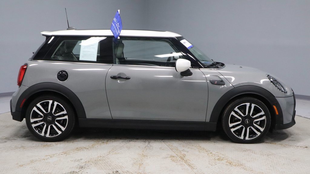 Used 2023 MINI Cooper S image 6