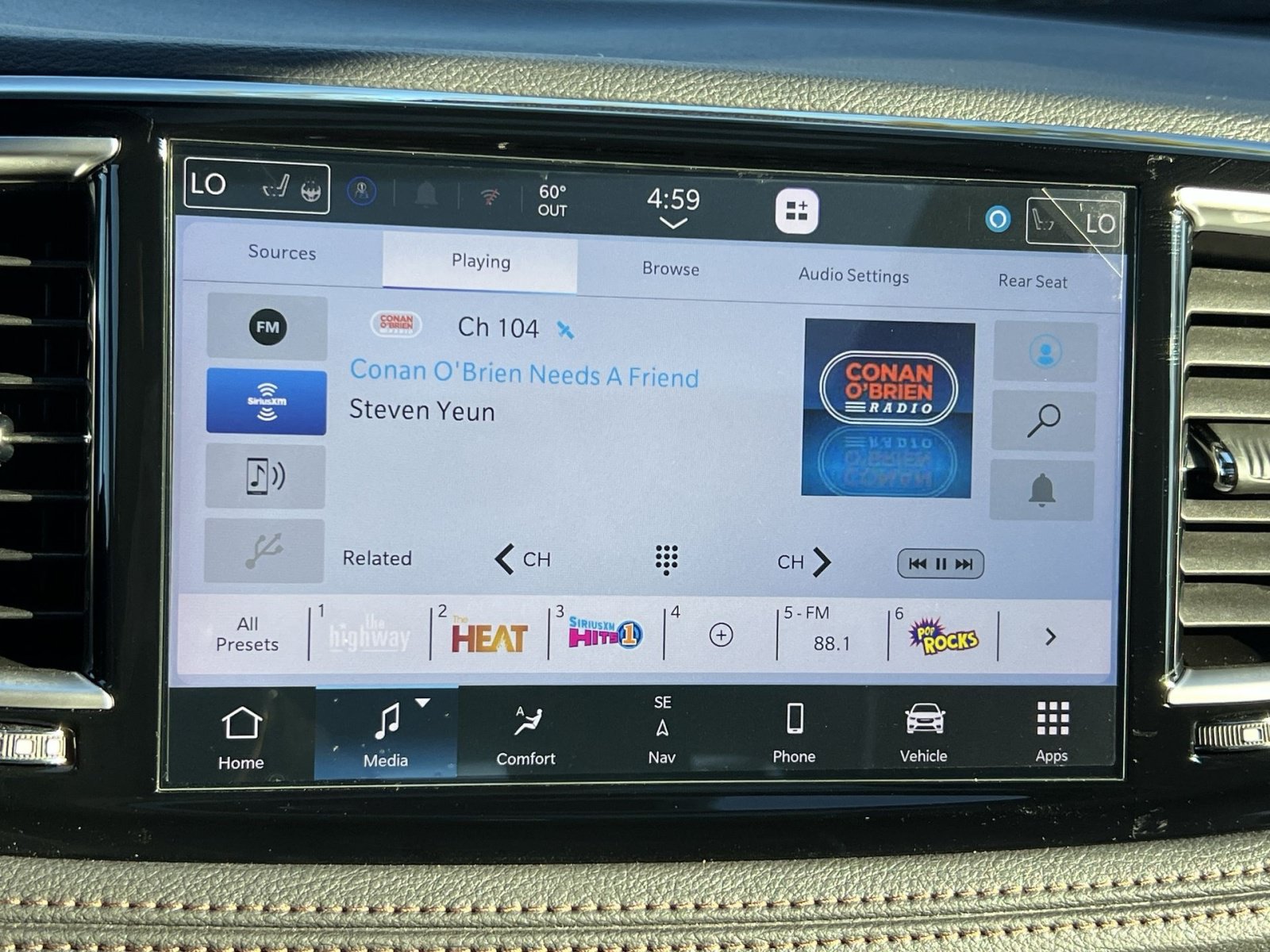 Used 2026 Chrysler Pacifica Pinnacle FWD image 19