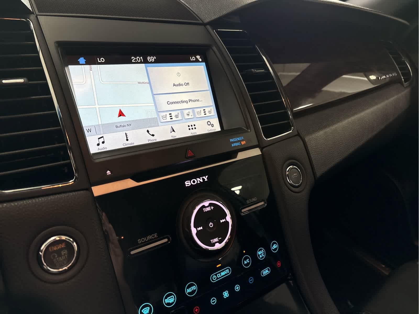 Certified 2018 Ford Taurus Limited AWD/4WD image 23