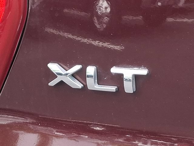 Certified 2018 Ford Explorer XLT w/ Equipment Group 202A AWD/4WD image 36
