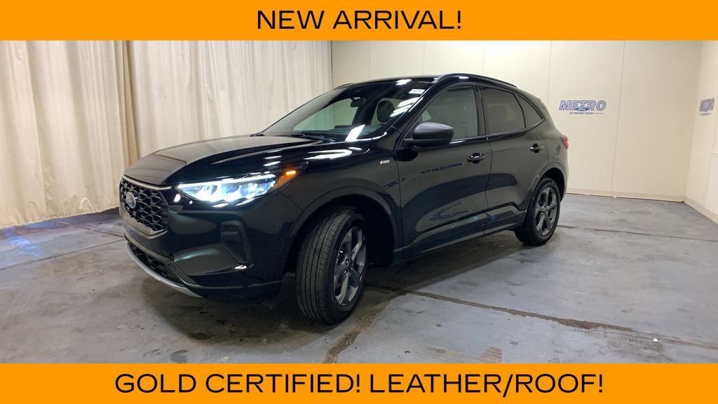 Certified 2024 Ford Escape ST-Line w/ Tech Pack #1 AWD/4WD image 43