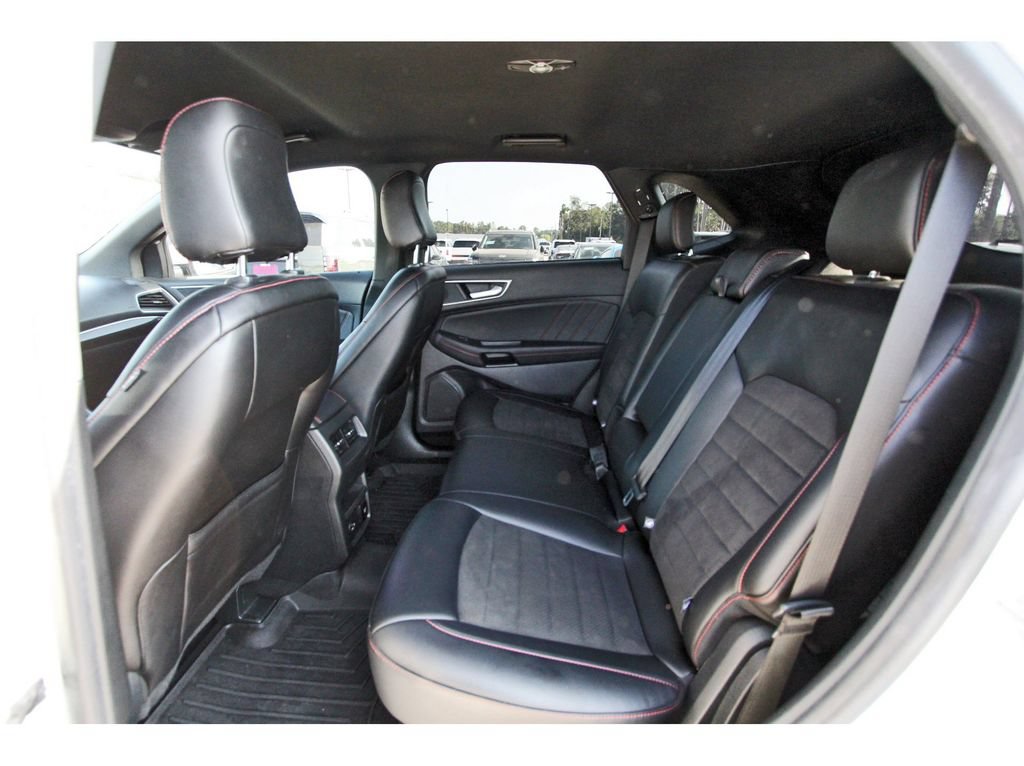 Certified 2021 Ford Edge ST-Line FWD image 10