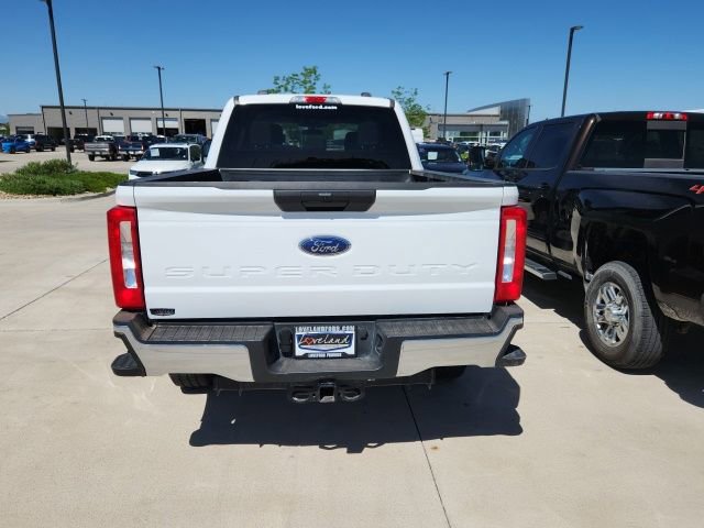Certified 2025 Ford F250 XLT AWD/4WD image 2