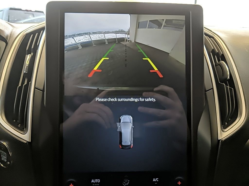 Certified 2024 Ford Edge SEL w/ Convenience Package image 20